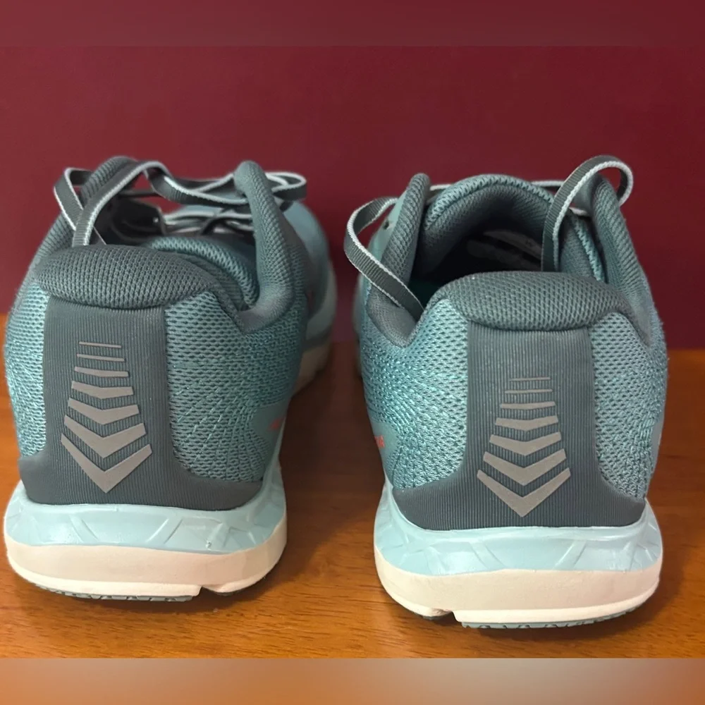 Altra Rivera 2 Road Running Shoes, Dusty Teal, 7.5 US 38.5 Euro Preowned